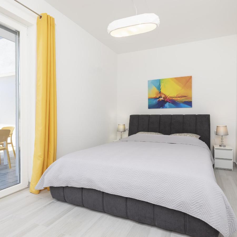 Apartments Losinj Sunset Mali Lošinj Extérieur photo