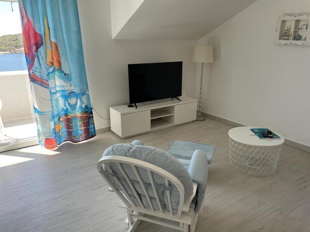 Apartments Losinj Sunset Mali Lošinj Extérieur photo